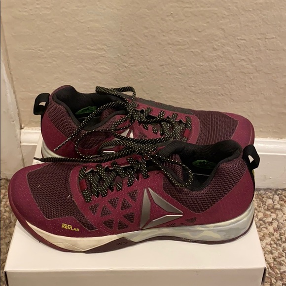 maroon reebok’s - Picture 1 of 2